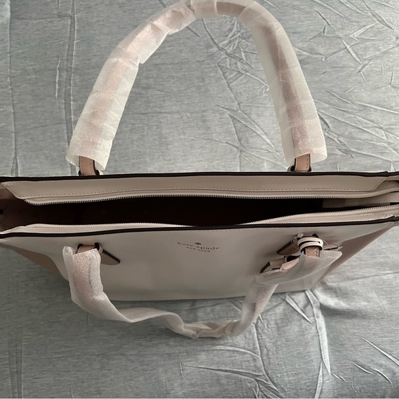 NWT - Kate Spade Tote - Picture 5 of 5